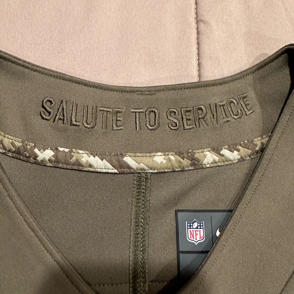 4x🎉HP🎉 LA Rams Nike Jersey SALUTE TO SERVICE Special Edition 🇺🇸 Gurley II #30 - Picture 14 of 16